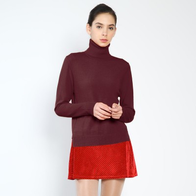 Knitted Turtle-neck Top